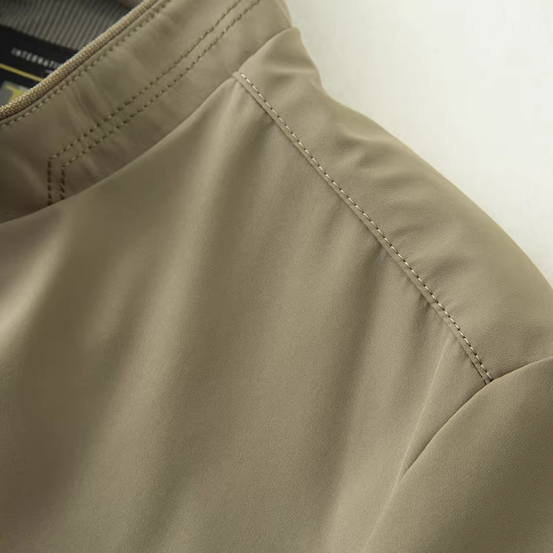 Spring new arrival: Men's simple and stylish stand-collar business casual jacket.